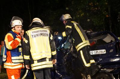 Bad Duerrheim: Toedlicher Verkehrsunfall - LKW und mehrere Pkw beteiligt 